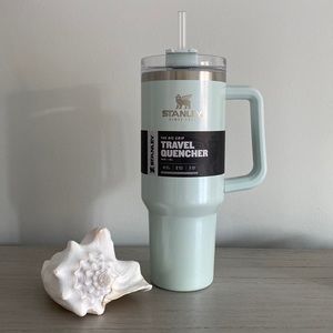 RARE NWT Stanley 40oz Quencher Tumbler